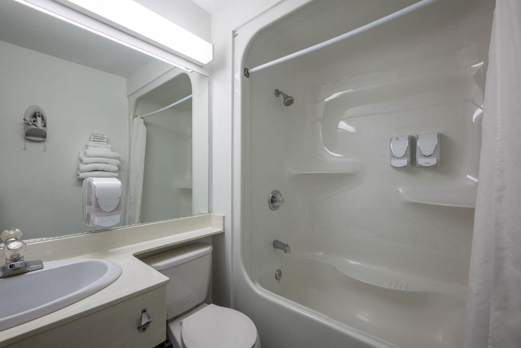 Repotel Henri IV Québec - Resim 20