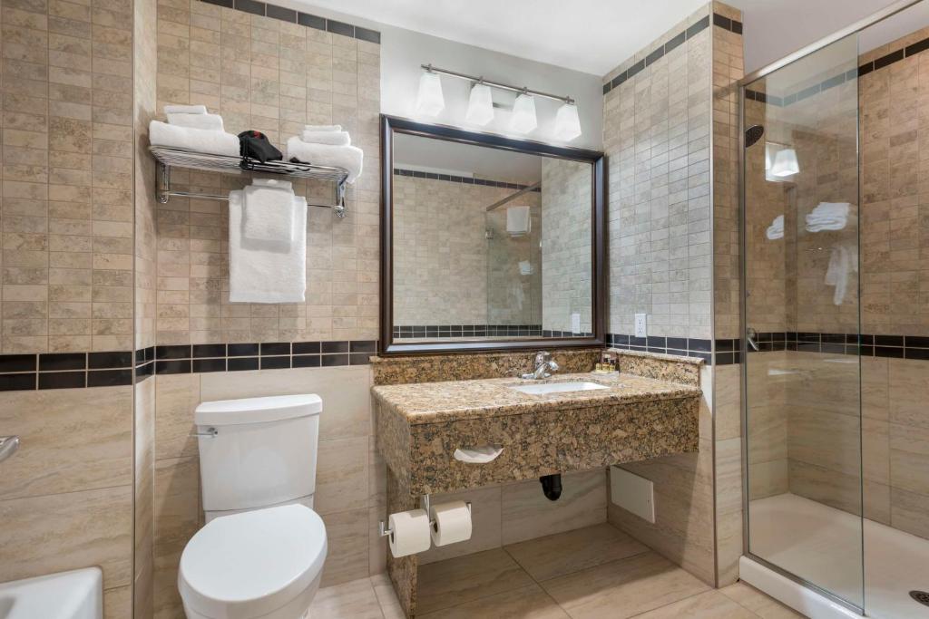 Best Western Plus Fernie Mountain Lodge photo