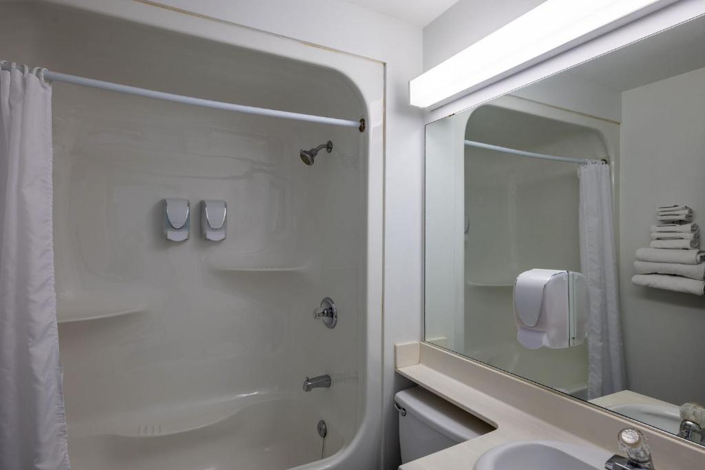 Repotel Henri IV Québec - Resim 3