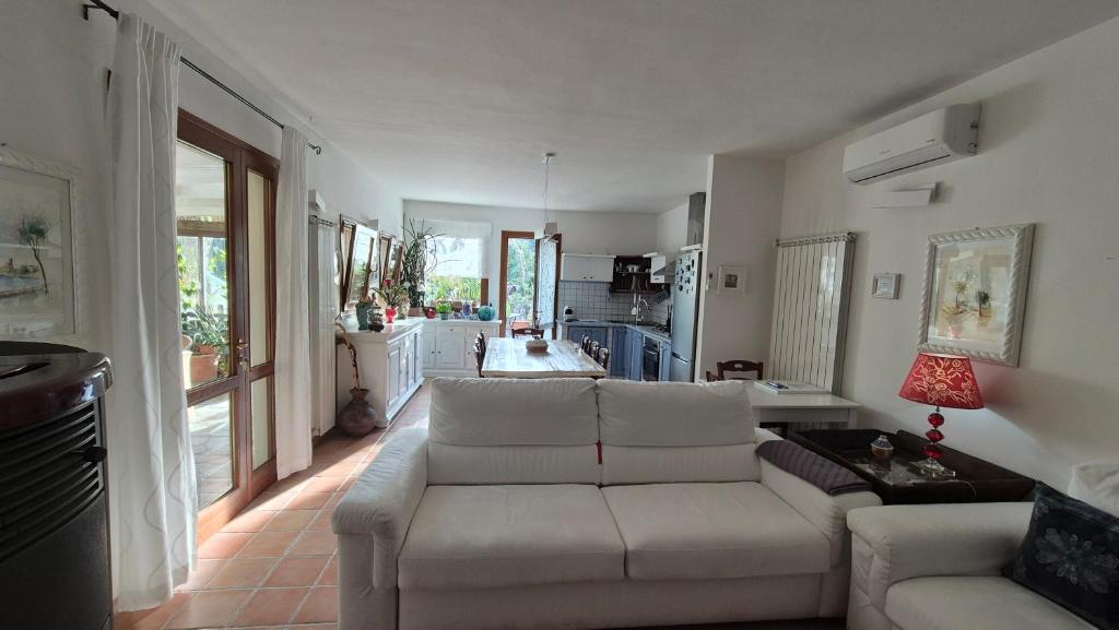 Posezení v ubytování Elba-bella casa in Campagna, meraviglioso giardino, animali ammessi