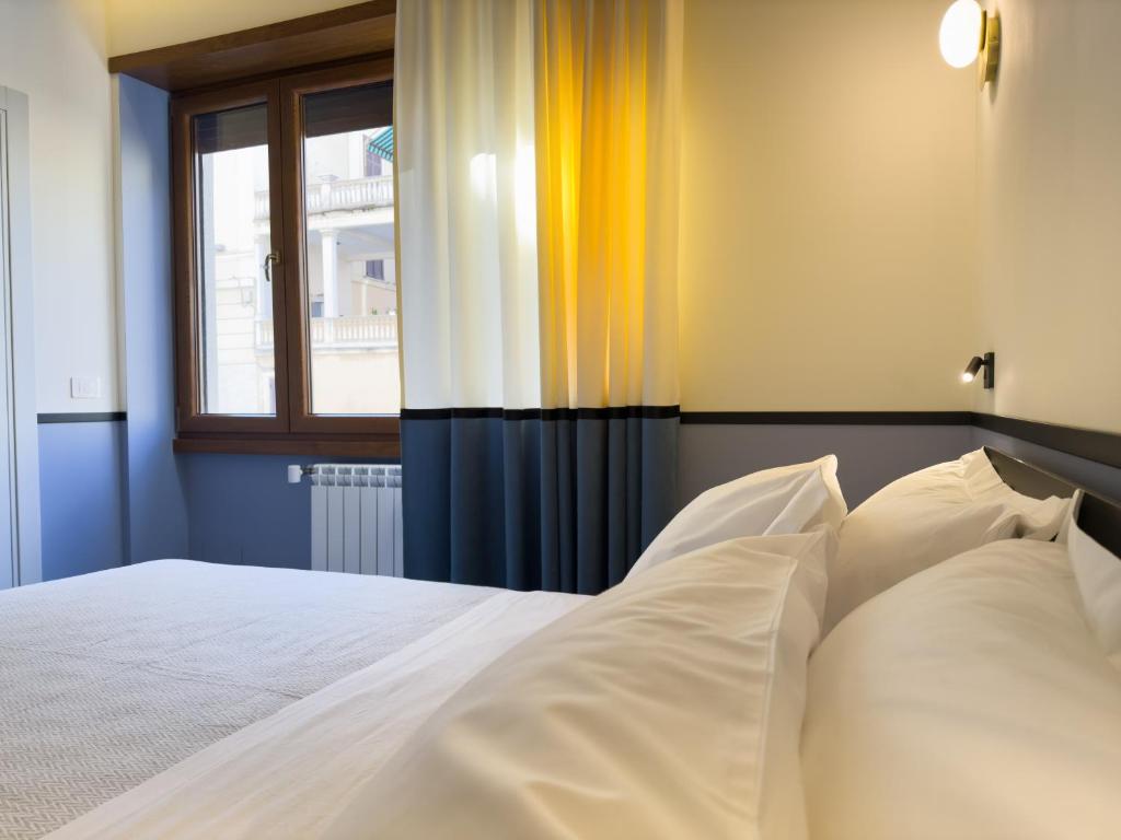 Vatican Domus Stefania Guest House - 9