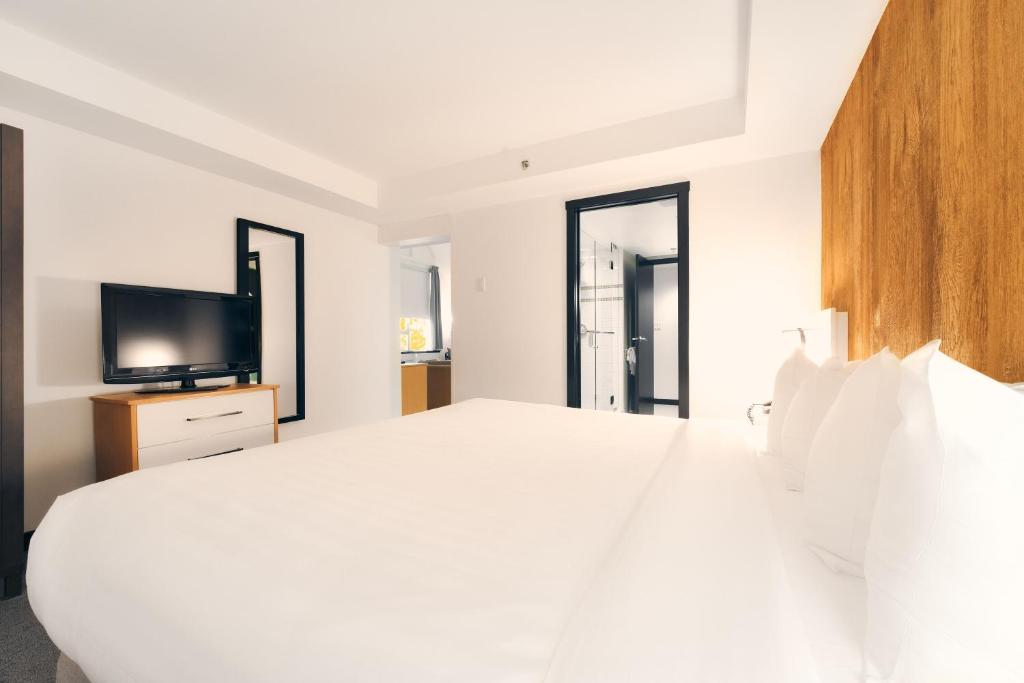 Aava Whistler Hotel photo