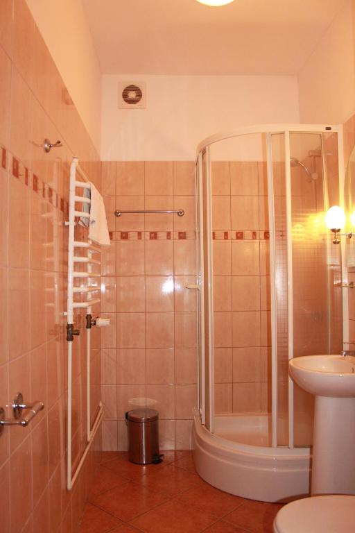 Pałac w Nosowie - Drievoudige Kamer Met Balkon