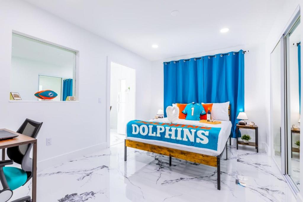 Φωτογραφία από το άλμπουμ του HavanaDolphinsluxury 2PPL TopLocation Parking Pets σε Hollywood Ridge Farms