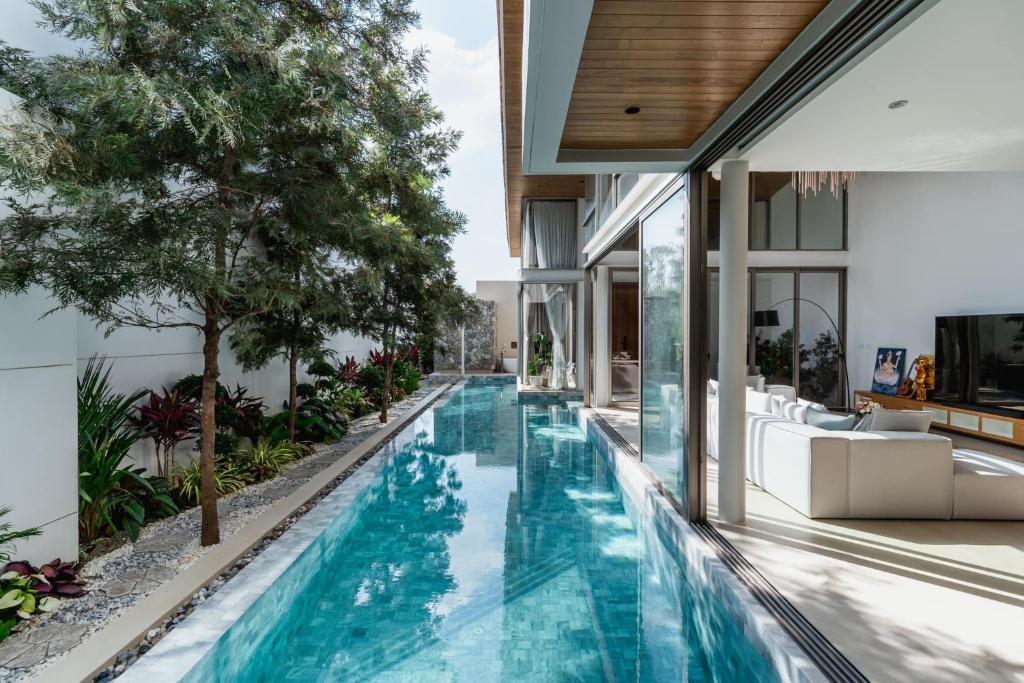 Πισίνα στο ή κοντά στο Thalang Luxury Villa