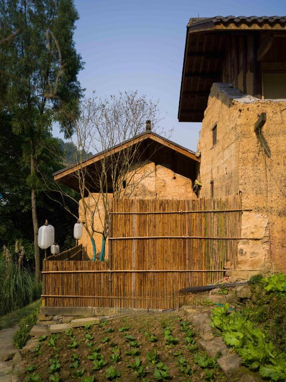 Yunzhu Healing Boutique B&B tesisinin dışında bir bahçe