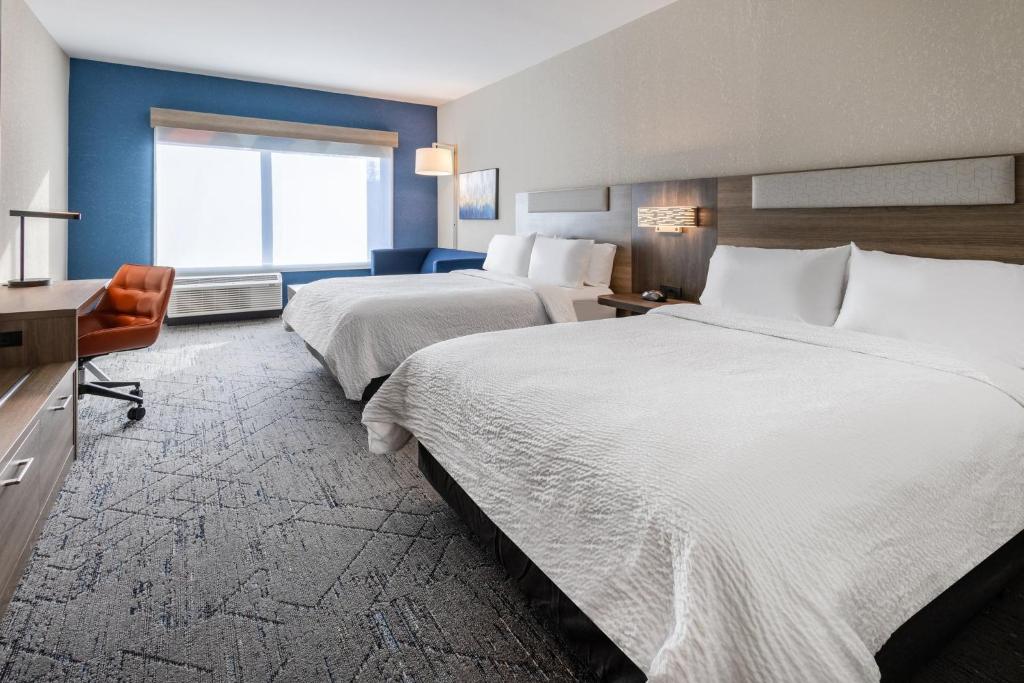 Holiday Inn Express & Suites Benson by IHG photo