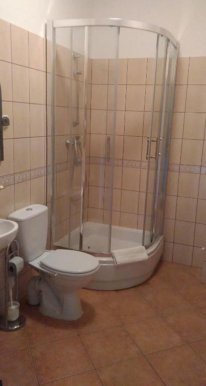 Pałac w Nosowie - Drievoudige Kamer Met Een Eigen Badkamer