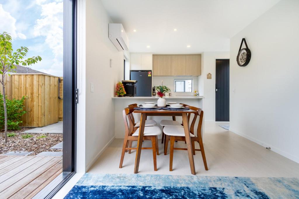 Affordable Comfort 2BR with Carpark