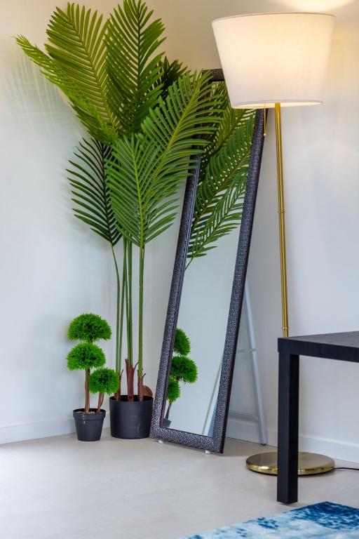 Affordable Comfort 2BR with Carpark - Resim 17