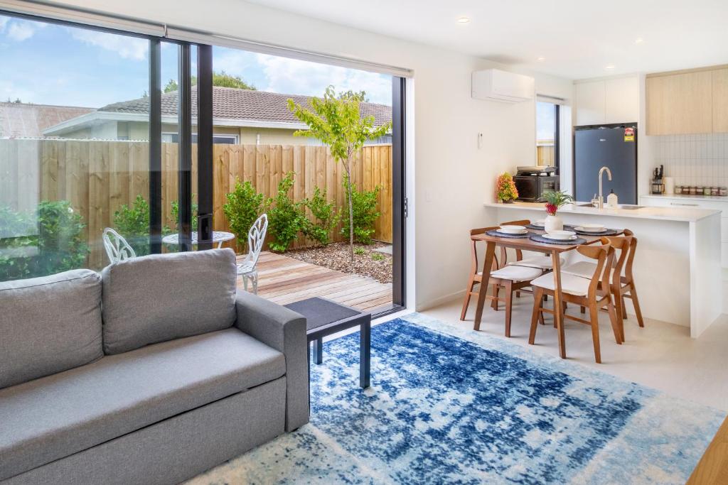 Affordable Comfort 2BR with Carpark - Resim 4