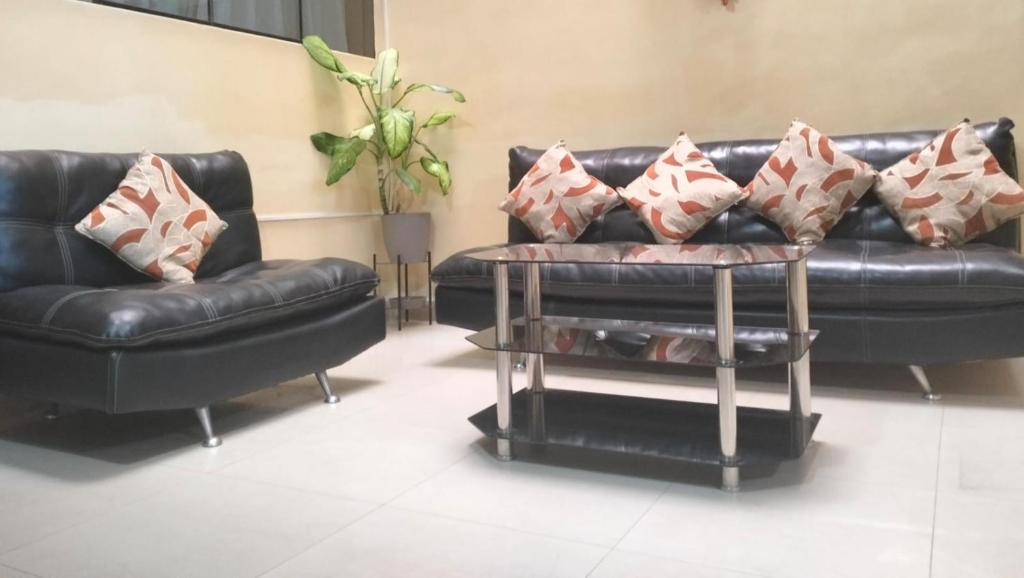 Royal Plaza Hotel Suite