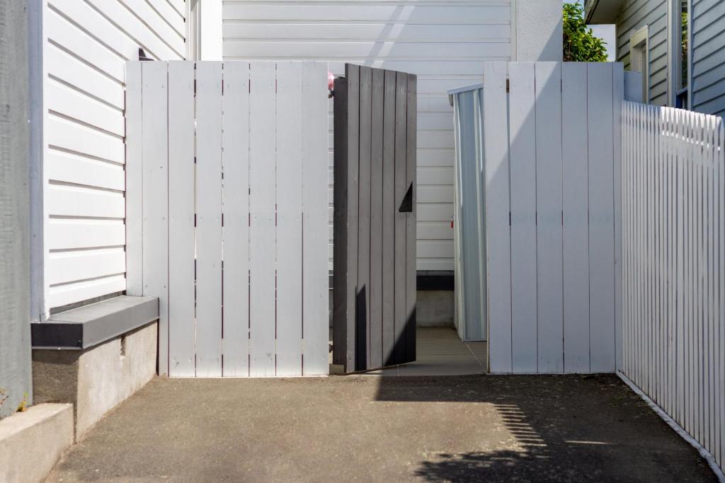 Exclusive 2 Bed Standalone Villa in St Albans - Resim 33