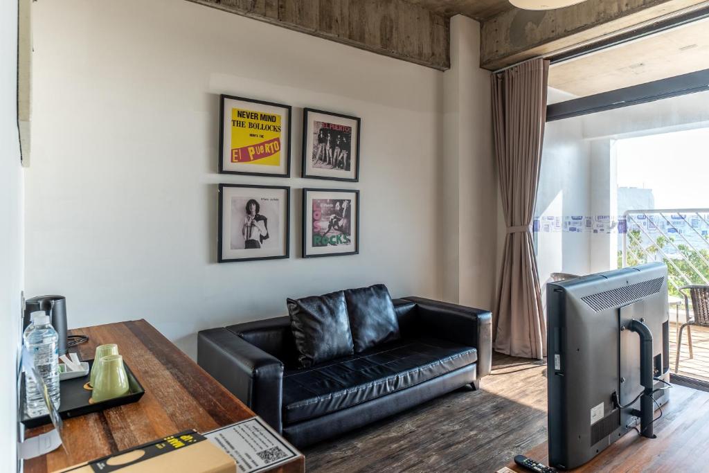 Posezení v ubytování El Puerto Hotel