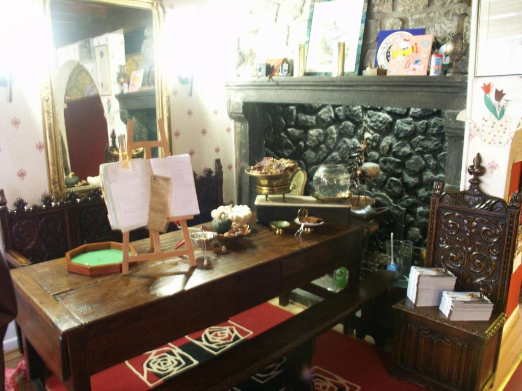 Fotografie z fotogalerie ubytování Hostellerie du Beffroy v destinaci Besse-et-Saint-Anastaise