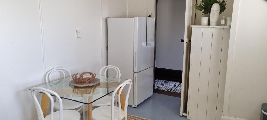 Yellow Pot House - Resim 9