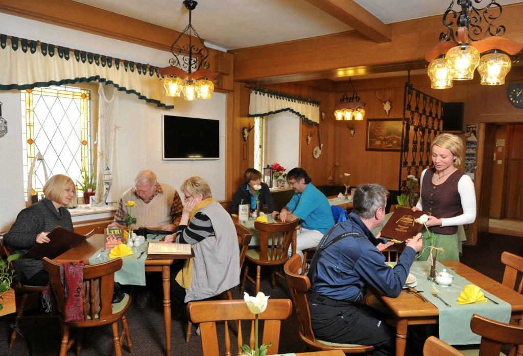 Hosté ubytování Hotel Gasthof zum Walfisch