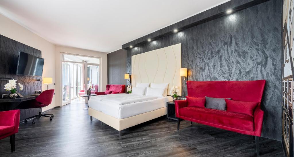 PLAZA Premium Schwerin - Junior Suite On Lake Side With Sofa Bed