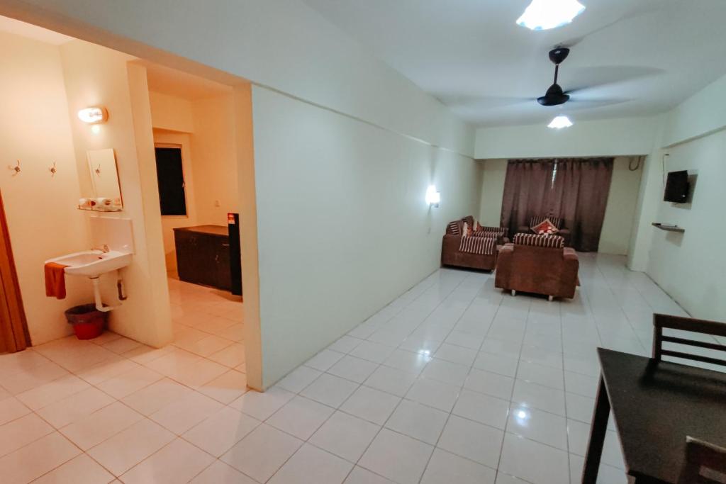 Posezení v ubytování Virgo Batik Resort Teluk Batik Lumut