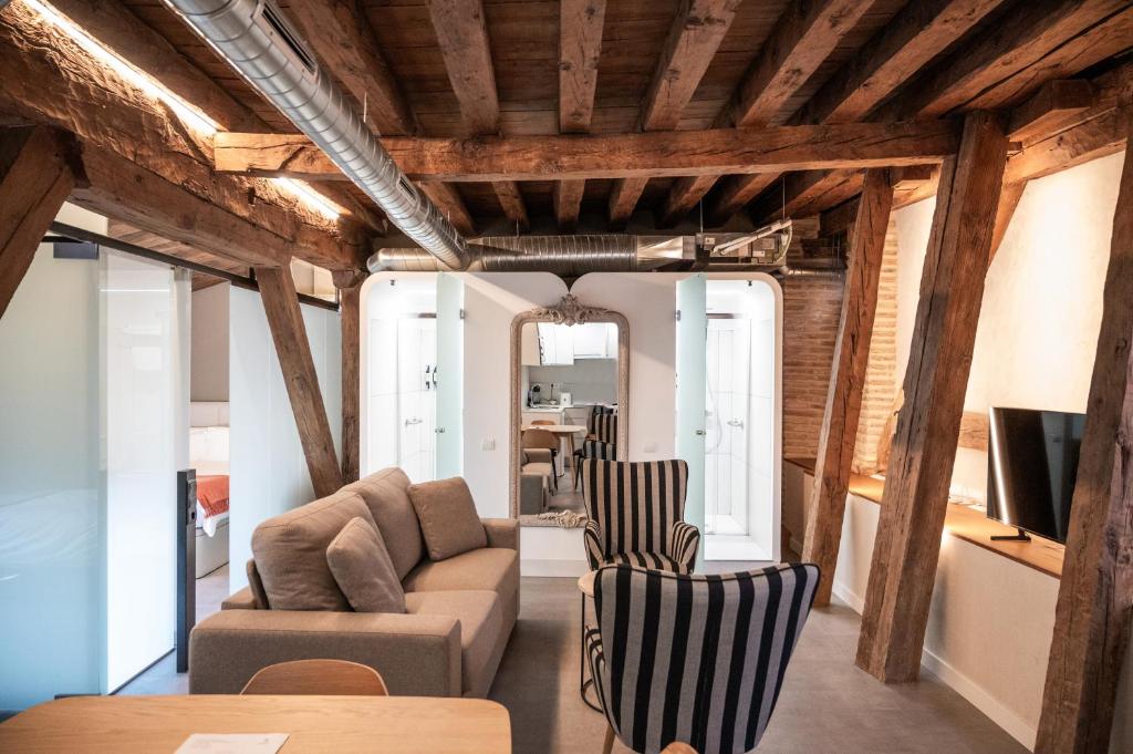 Apartamentos Santa Fe - Calle Armas by Toledo AP - 12