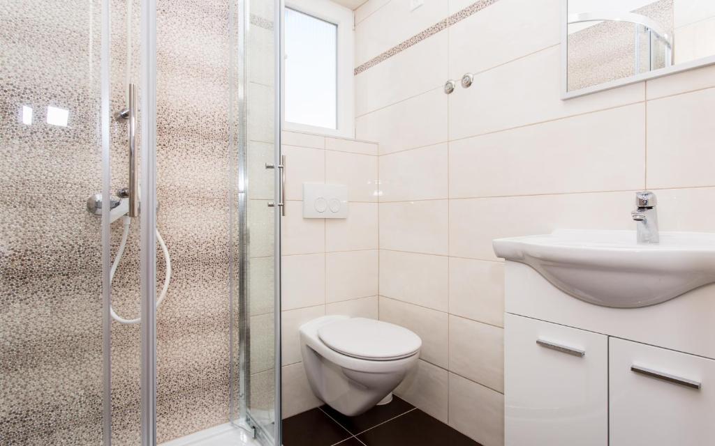 Łazienka w obiekcie Apartments Hrgovcic