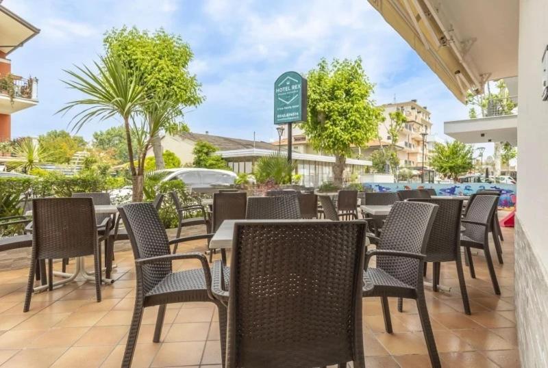 Fotografie z fotogalerie ubytování Hotel REX v destinaci Misano Adriatico