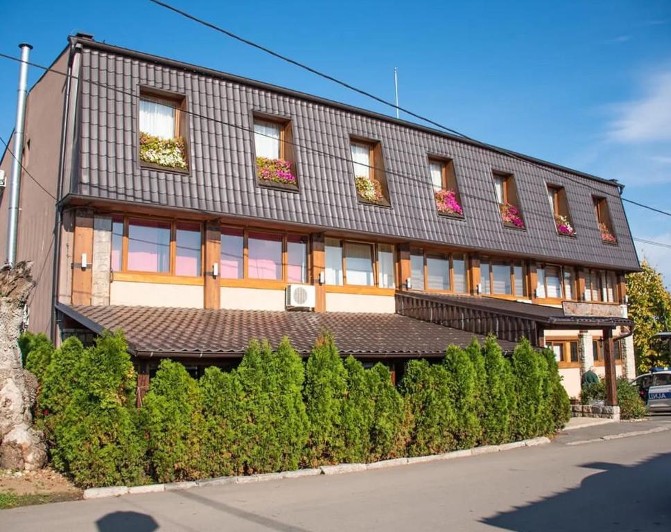 Budova, kde se hotel nachází