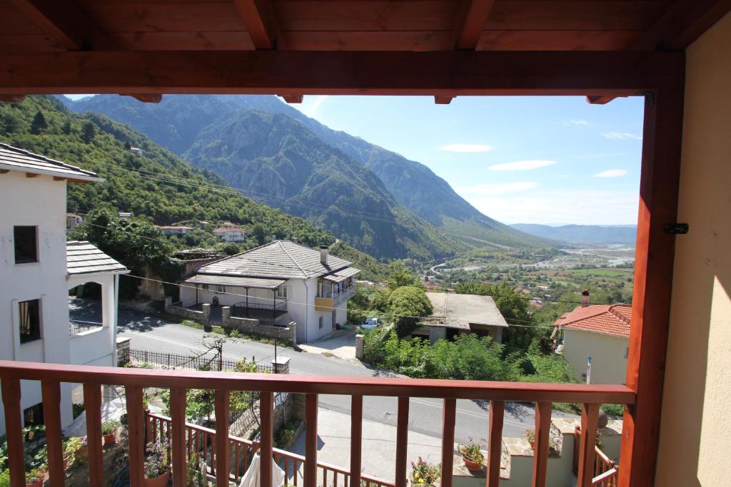 Gallery image of Grand Hotel Dentro in Konitsa