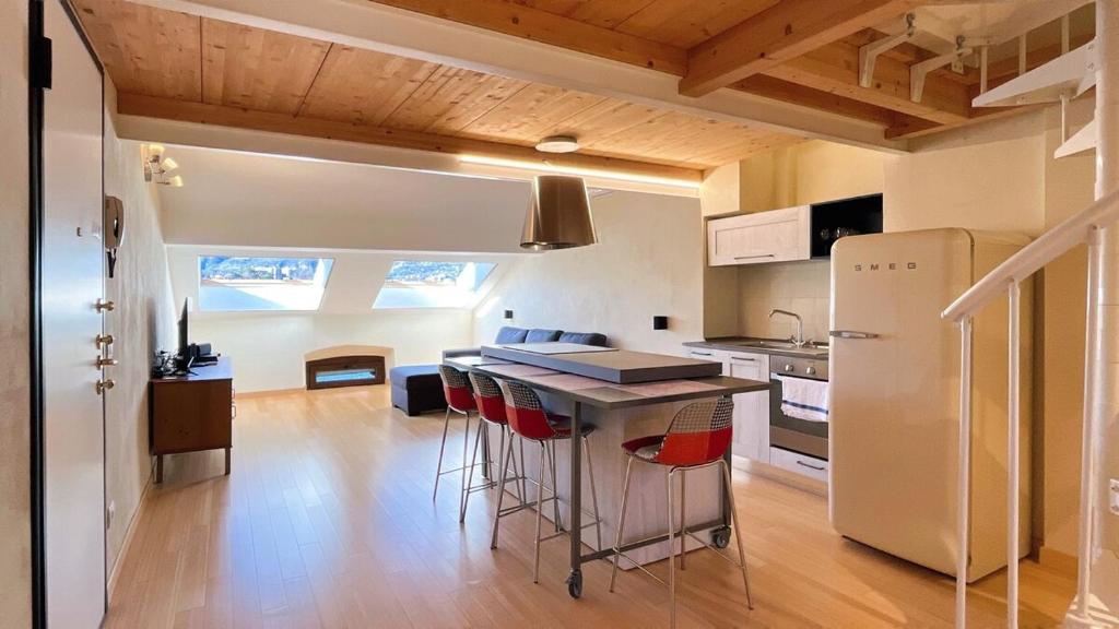 Kuchyň nebo kuchyňský kout v ubytování Sky Apartment - Affitti Brevi Italia