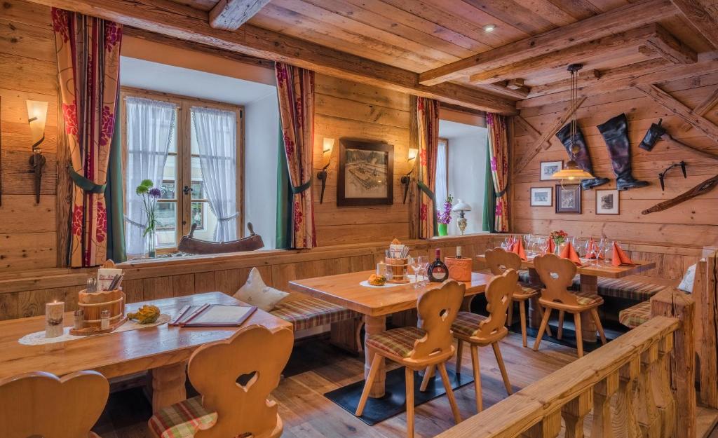 Restaurace v ubytování Hotel Altwirt