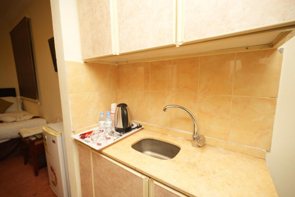 Cucina o angolo cottura di فندق لدان الفضي-Lidan Alfidy Hotel