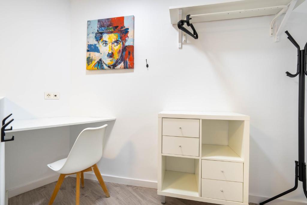 Zdjęcie z galerii obiektu BF Rooms Almeria Centro w mieście Almería