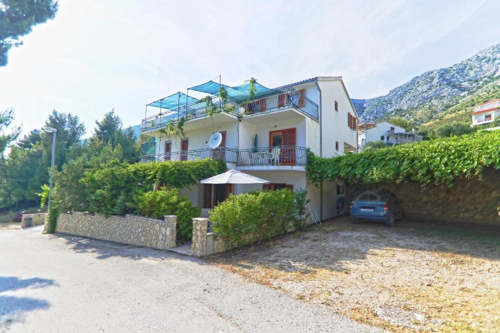 Nespecifikovaný výhled na hory nebo výhled na hory při pohledu z apartmánu
