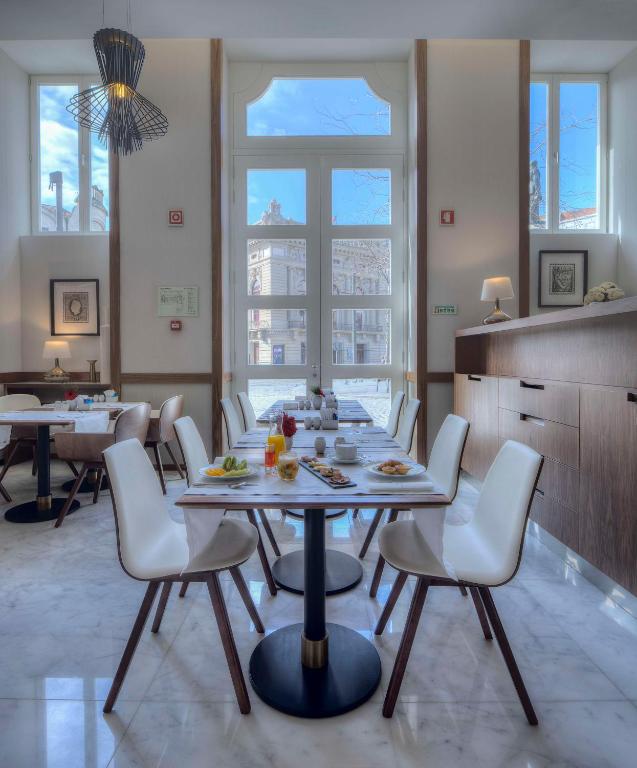 NH Collection Porto Batalha - Resim 16