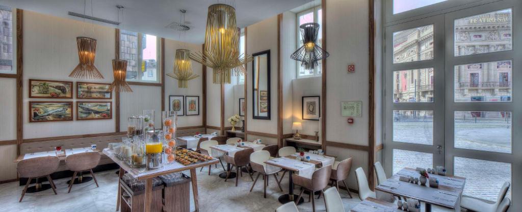 NH Collection Porto Batalha - Resim 20