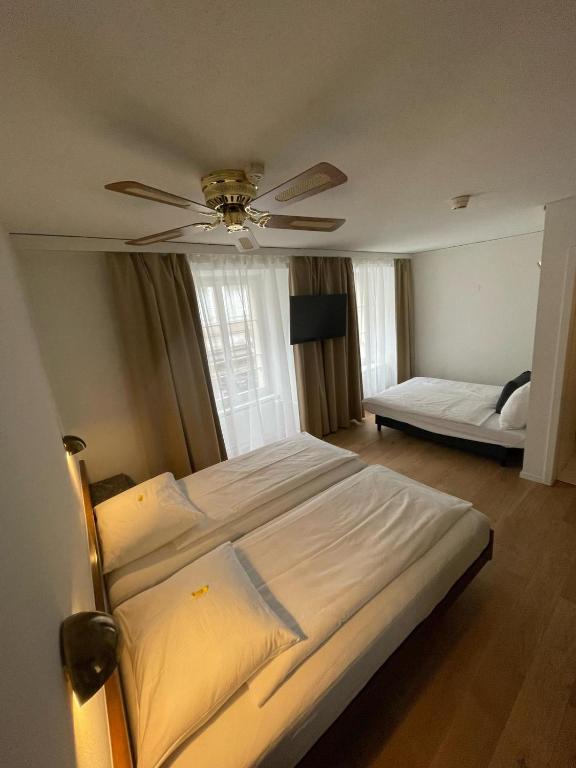 ROESLI Guest House - Resim 13