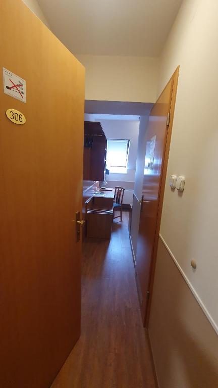 Hotel Baross - Resim 45