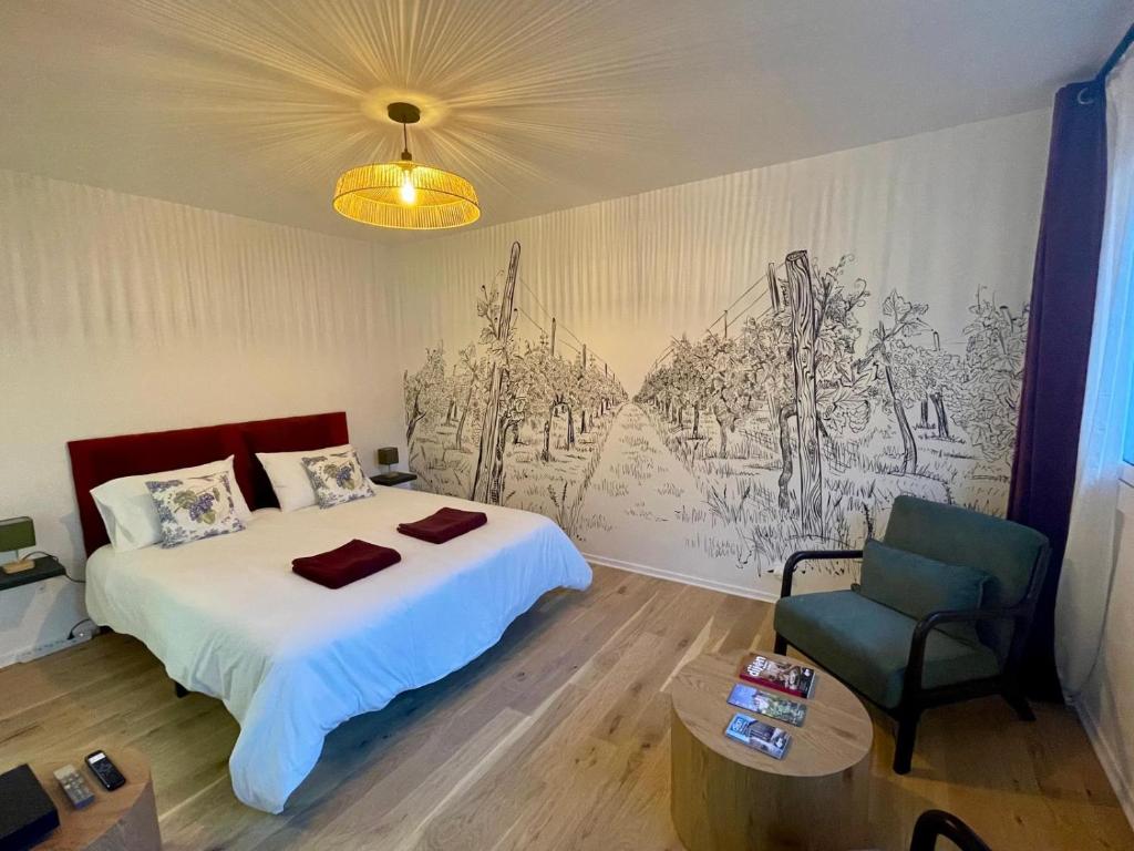 Photo de la galerie de l'établissement Le Petit Chardonnay - Centre-ville - Gare à 5min, à Dijon