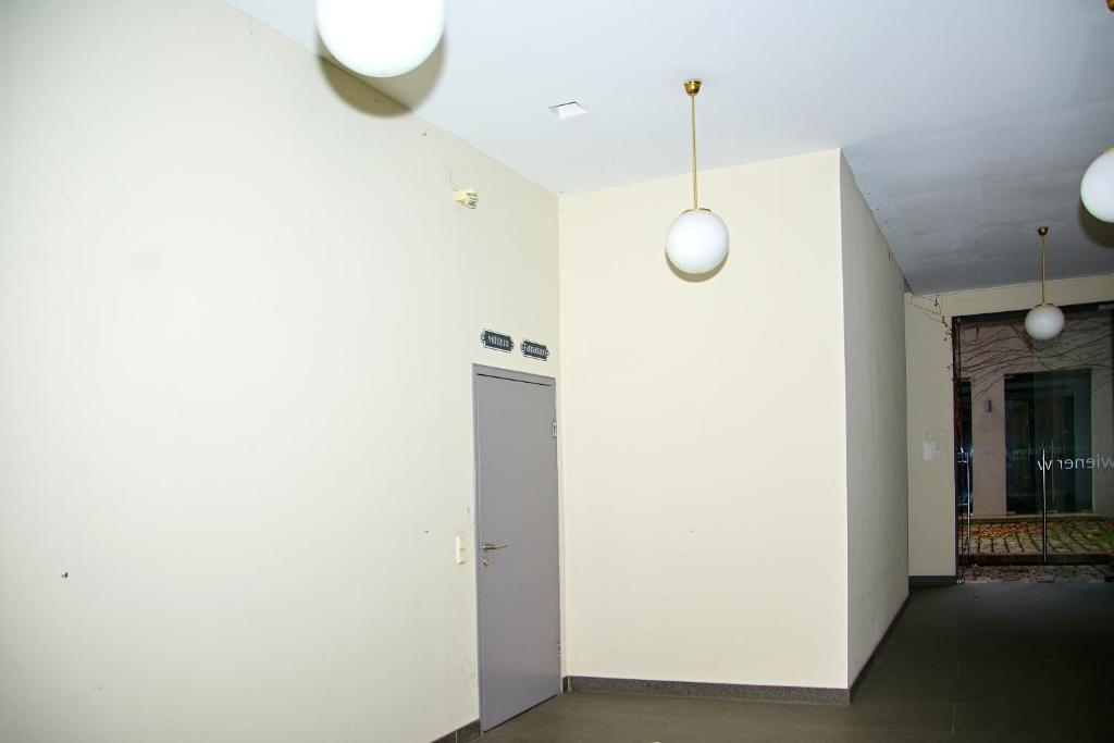 White Lotus Apartment - 15