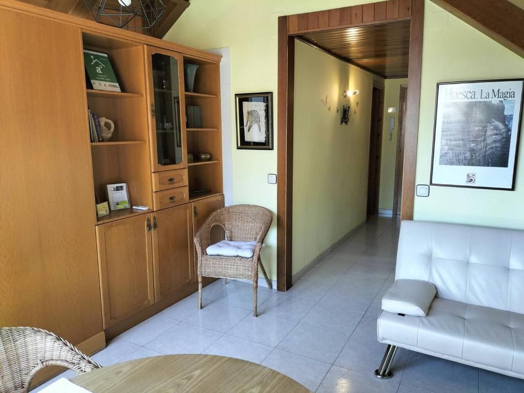 Posezení v ubytování La Lucana Ordesa Ainsa apartamento