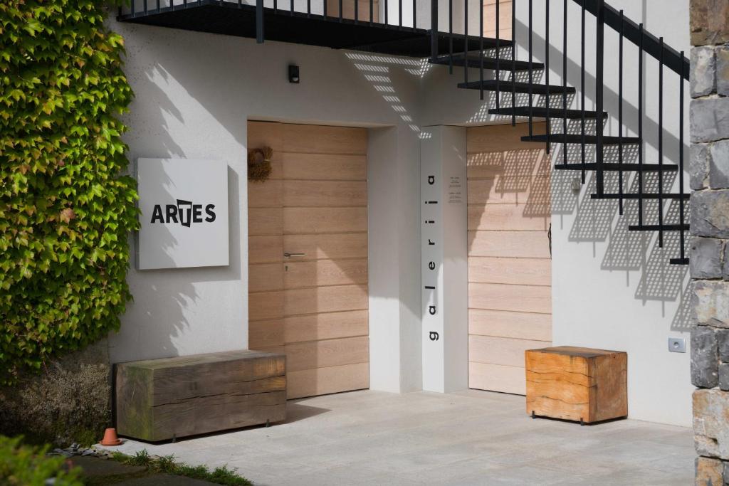 Exteriér nebo vchod ubytování Villa Artes with Free Hot Tub & Sauna