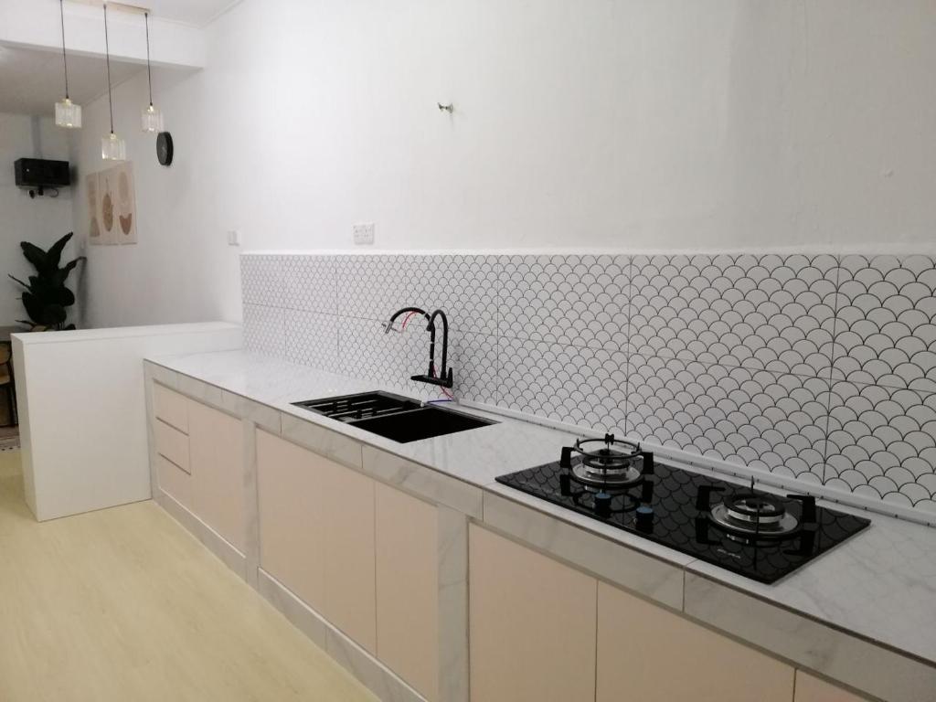 Kuchyň nebo kuchyňský kout v ubytování casa610 HOMESTAY PD