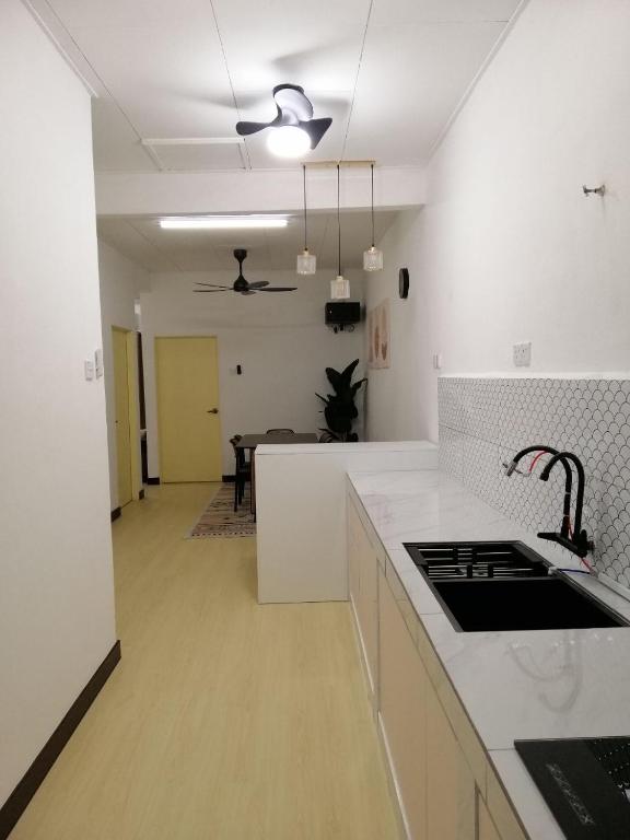 Kuchyň nebo kuchyňský kout v ubytování casa610 HOMESTAY PD