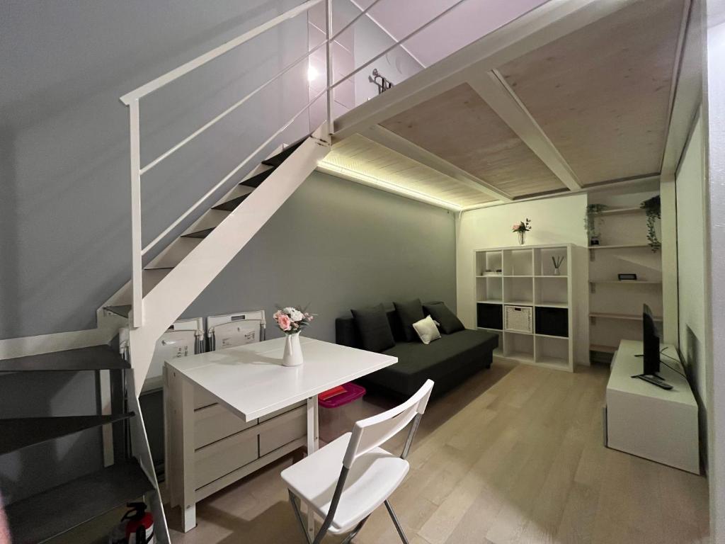 AK LOFT - Lovely Apartment in the Heart of Milan