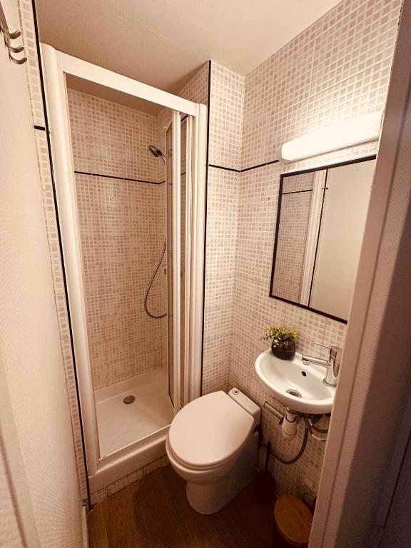 Hôtel Anatole France - Resim 11