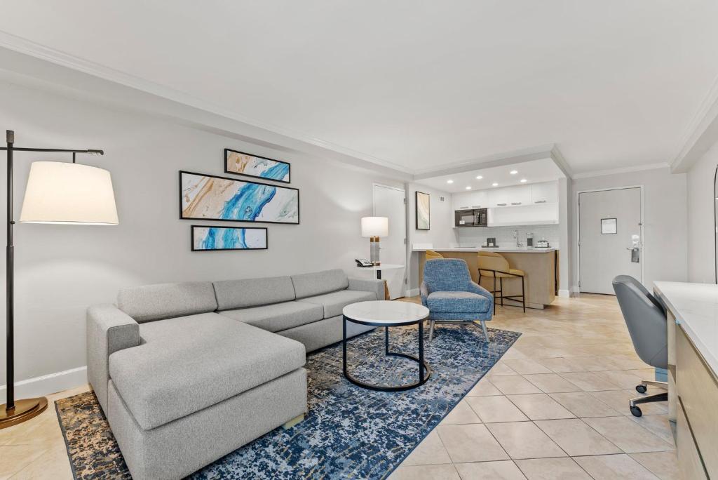 Crowne Plaza Orlando-Downtown by IHG photo