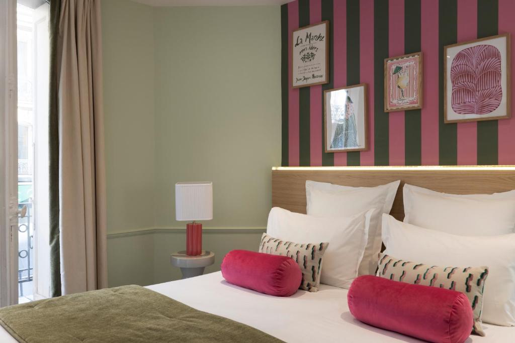 Hotel La Folie des Pres - Saint-Germain-des-Pres - Resim 15