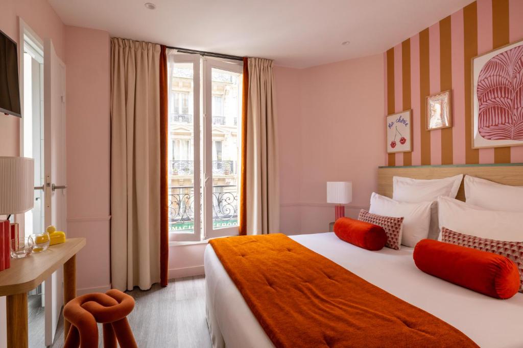 Hotel La Folie des Pres - Saint-Germain-des-Pres - Resim 2