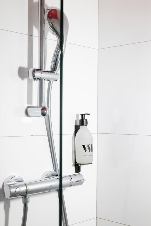 Hotel La Folie des Pres - Saint-Germain-des-Pres - Resim 32