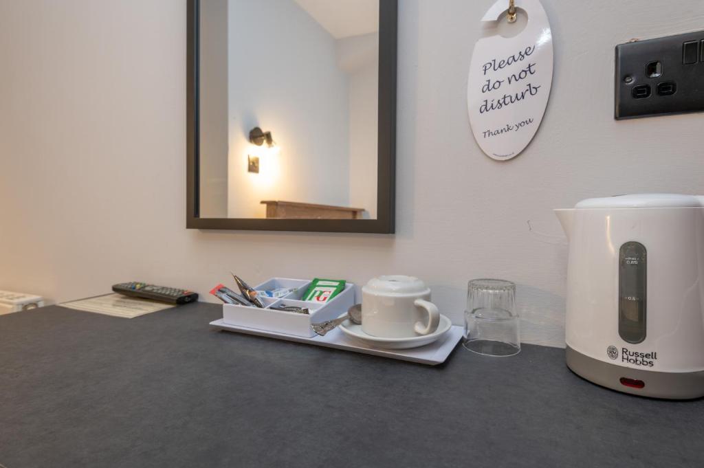 Ascot Grange Hotel - Voujon Resturant - Resim 25